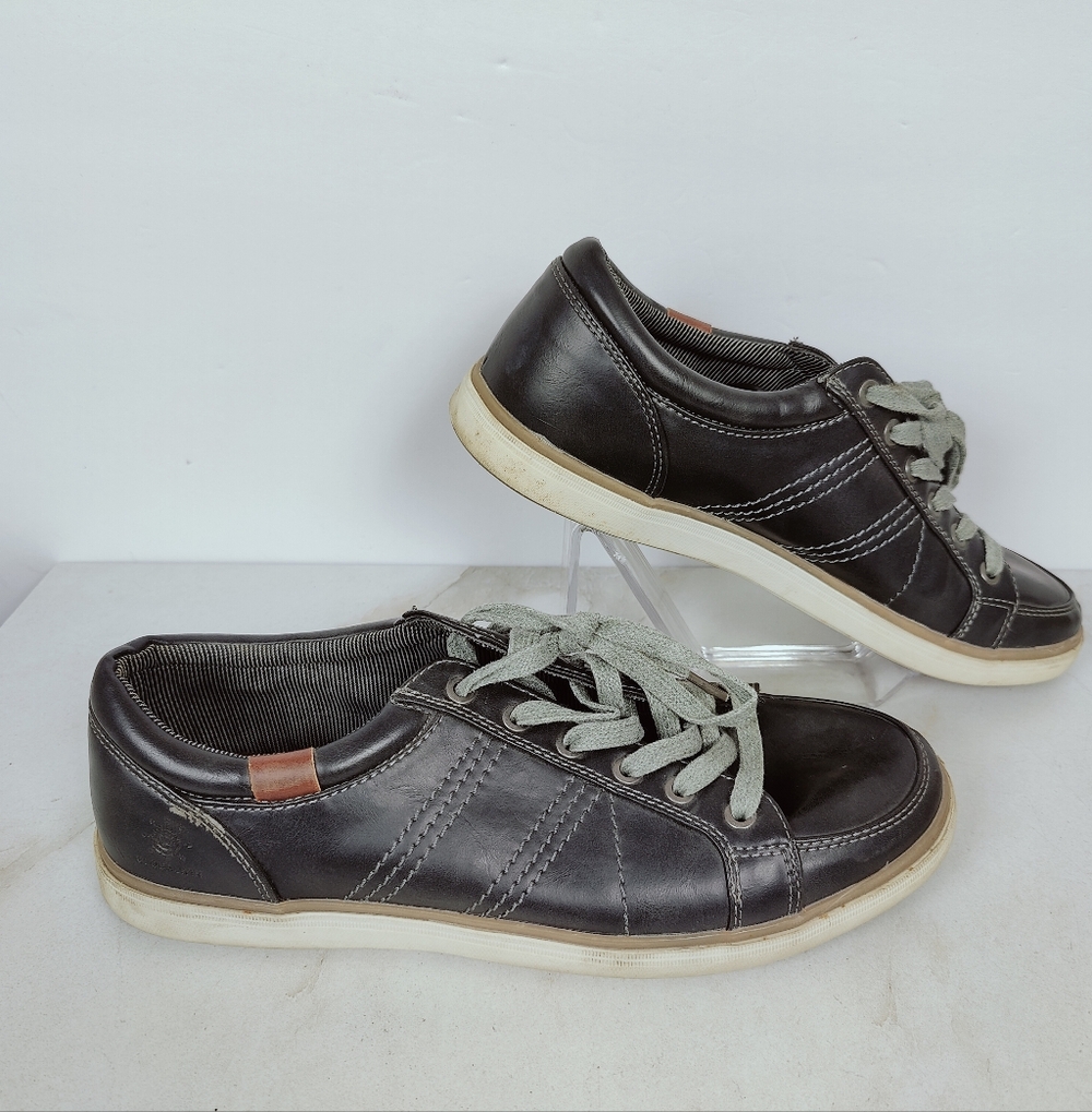 Global Win Men's Black Faux Leather Low Lace Up Sneakers, Sz 10